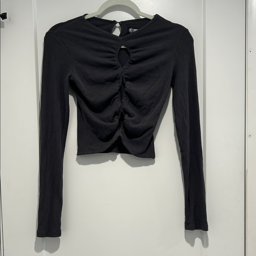 Ruched Keyhole Long-Sleeve Crop Top - Black